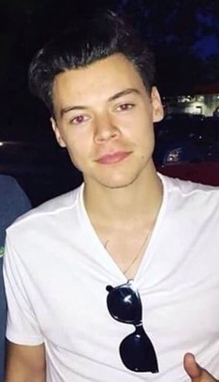Hazztagst's tweet photo. #HarryIsBeautiful when you think he can't get better... https://t.co/lI1vWwHoIT