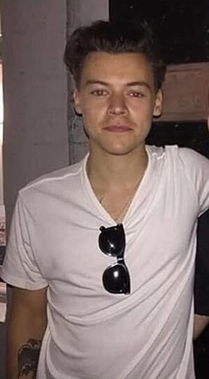 Hazztagst's tweet photo. #HarryIsBeautiful when you think he can't get better... https://t.co/lI1vWwHoIT