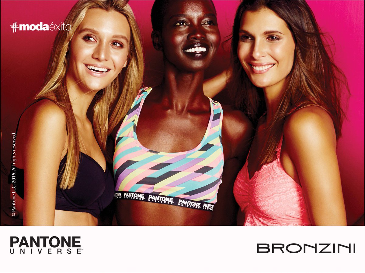 ModaExito's tweet image. La pasarela de #Colombiamoda2016 se viste de mucho colores con #Bronzini #SoyModa