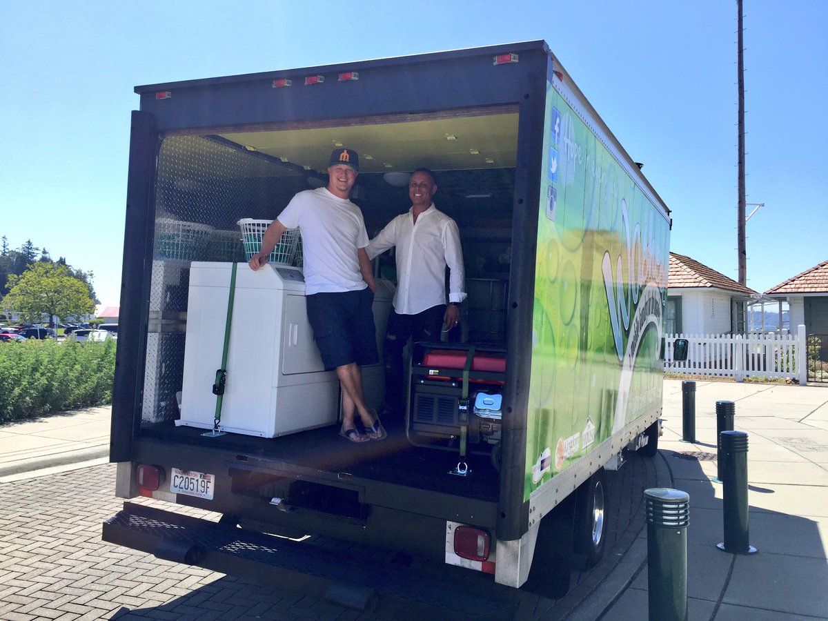 Providing "hope for the homeless one load at a time." Laundromat...on wheels. #komonews