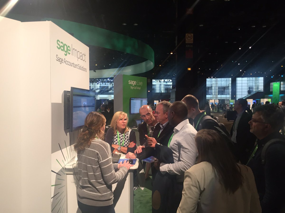 GCauchoix's tweet photo. French accountants discovering new #cloud solutions #sageone #SageLive #SageSummit @erin_m_thompson @PetePotsosCPA https://t.co/vNpM45iNmX
