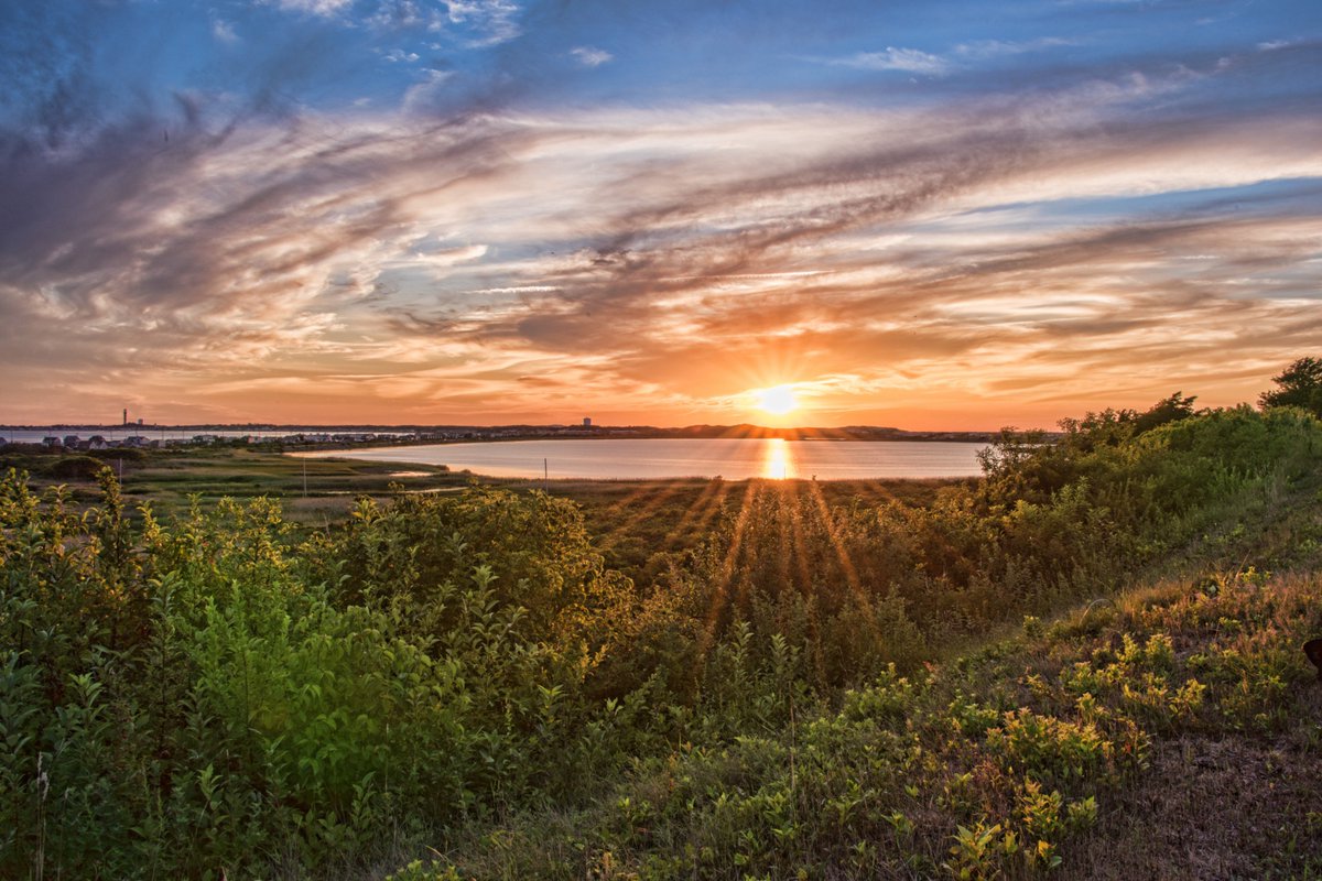 PTown Sunburst #Capecod #PTown #sunset <a href="/7News/">7News Boston WHDH</a> <a href="/capecodtimes/">Cape Cod Times</a> <a href="/wickedcapecod/">Wicked Cape Cod</a> #togtweeter #photogs