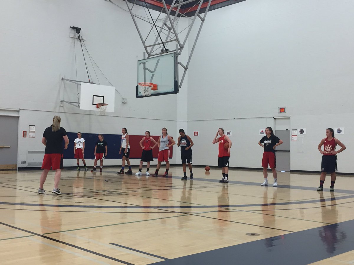 BUWomensBall's tweet photo. Coach @ashwojo33 has also invited some local high school players to gain some valuable experience! #WeAreReady 🏀🐾 https://t.co/my3ATgVcf5