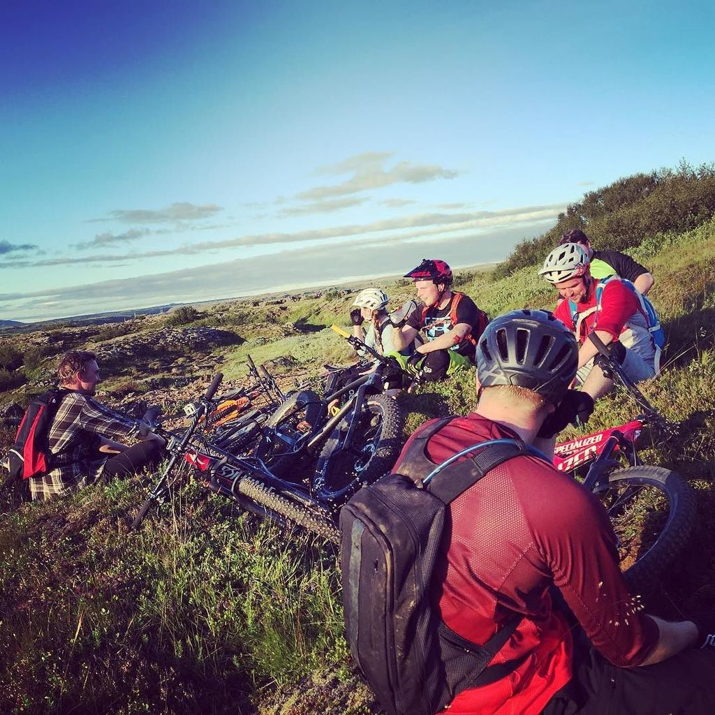oskarom's tweet photo. Birthday trails! Thanks for a awesome ride! #madeinmts #trails #mtb #iamspecialized #kriac… https://t.co/bL3FlccEse https://t.co/WGOlO9y6fI