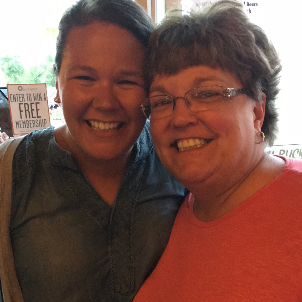 Randa10Denise's tweet photo. She finally made it!! Now time to eat :) @RuckusPizza @getstealz https://t.co/tkfJ4ncMc8