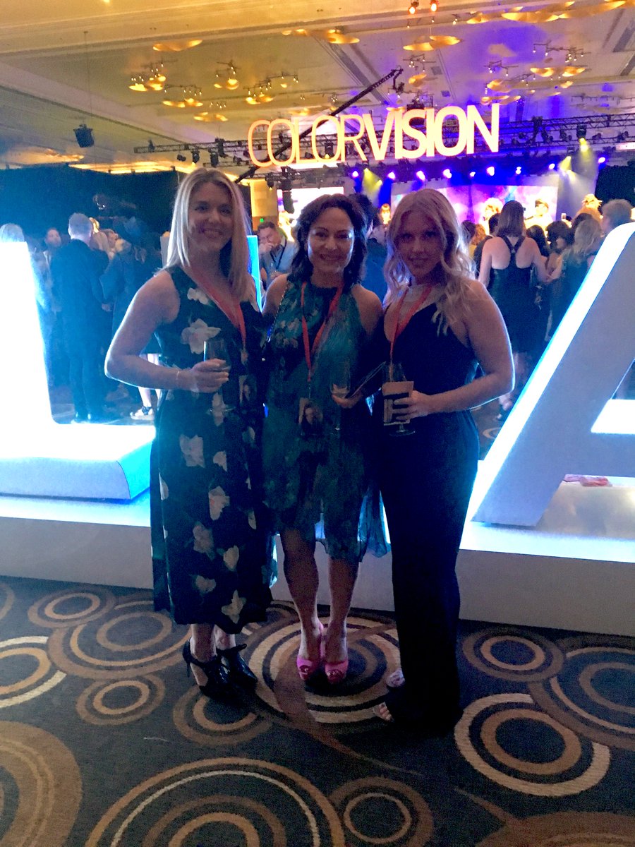 salonmariorusso's tweet photo. Our colorists are having a blast and learning so much at #NATVA2016 in #Vegas! https://t.co/BxxBMf4wuo