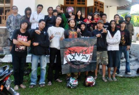 Respect for <a href="/SIDOARJO_METAL/">SIDOARJO METAL SCENE</a> Keep metal alive !! \m/