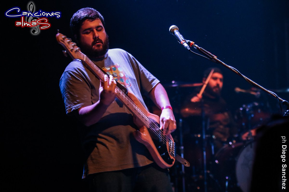 Canciones_Almas's tweet photo. https://t.co/DCFCV1V6Hx | Cobertura fotográfica de @DLGP_oficial en @TeatroVorterix ~ #DLGPyAMIGOS | PH @DiegoSan8 | https://t.co/8wB4m6GVfm