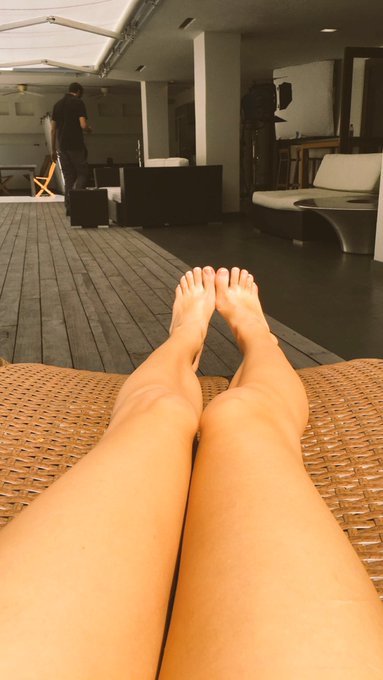 💅🏽☀️ https://t.co/S4rPocEneQ