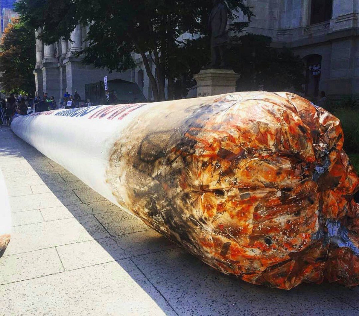 OpuffO2's tweet image. #EndMarijuanaProhibition #DNC2016