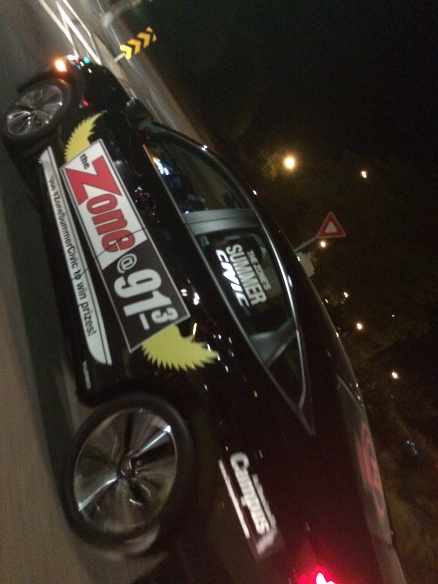 BrockStruthers1's tweet photo. Saw the #zonesummercivic on the ride home from #rocktheshores https://t.co/vwPd5qTfNP