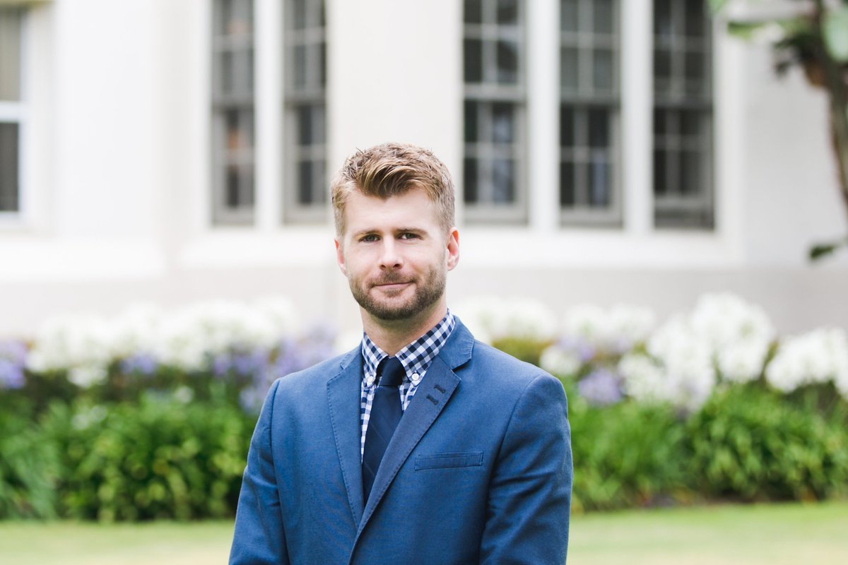 LMUCareers's tweet image. Follow your dream while earning a living. Meet Sean Cain, coach for students in the arts. 
bit.ly/1WQyO32