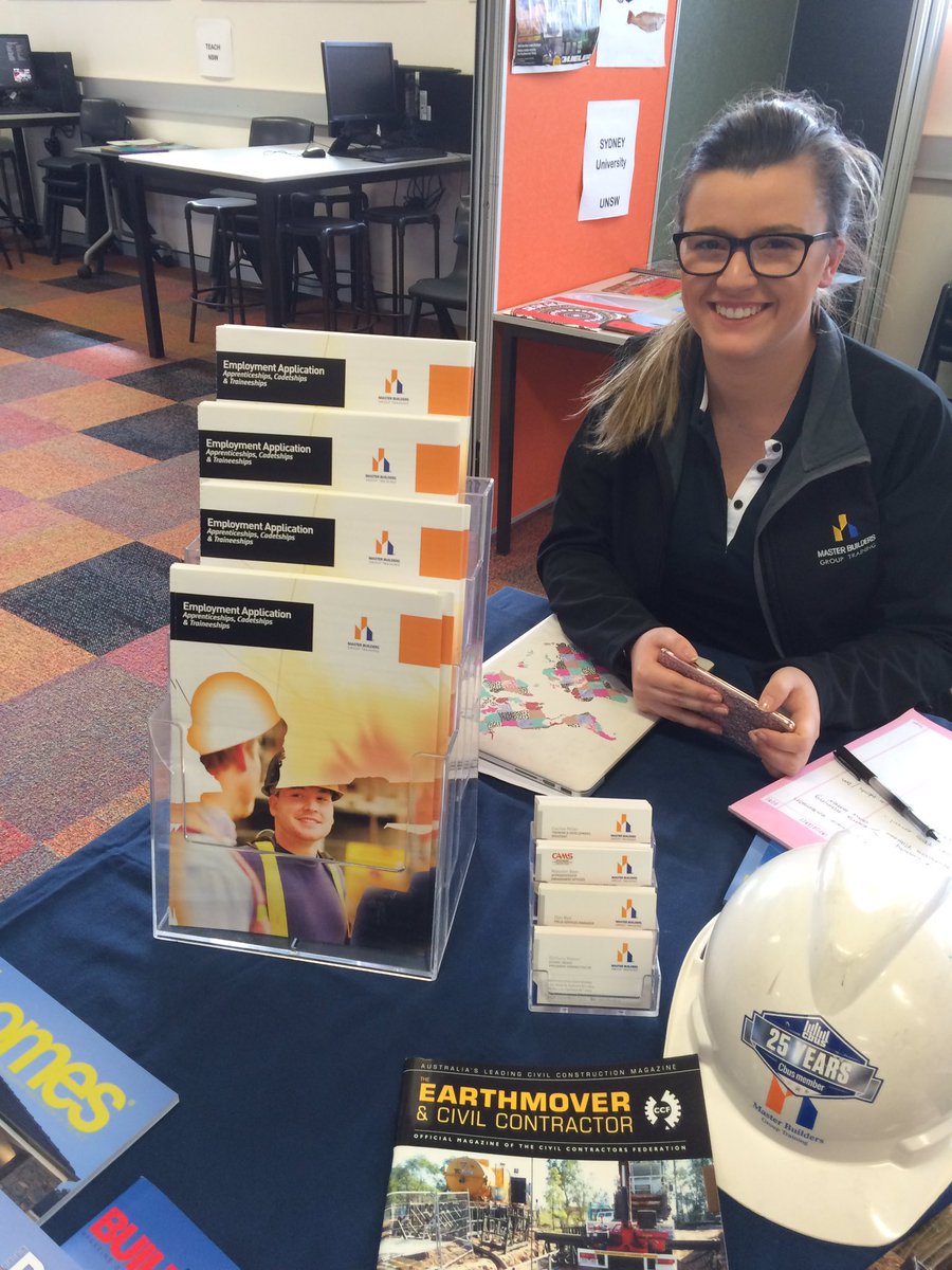 YassHighSchool's tweet photo. Excellent opportunities for students @YassHighSchool at the #CareersExpo in our #YHSRebuild. https://t.co/cftqGvTty8