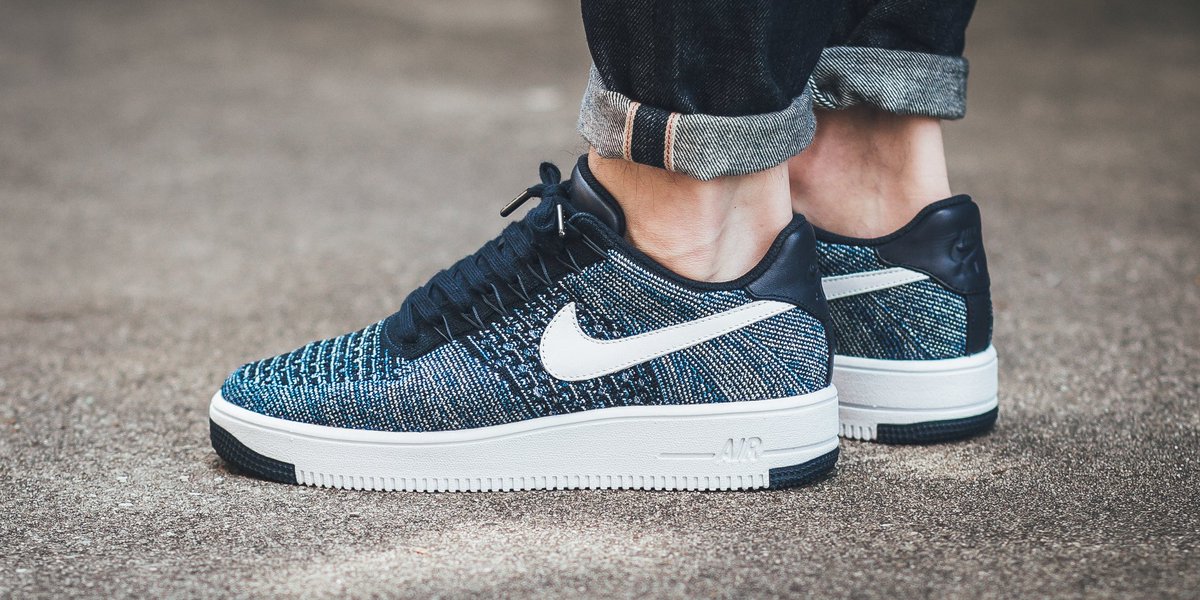 Nike Air Force 1 Flyknit dorato Nike Air Force 1 Flyknit dorato