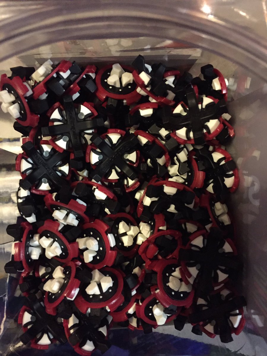 BrookfieldGolf's tweet photo. Spikes, Spikes, Spikes! It's that time of year to refresh your golf shoes. Visit our pro shop to purchase. https://t.co/ZLRz8Vh5kH