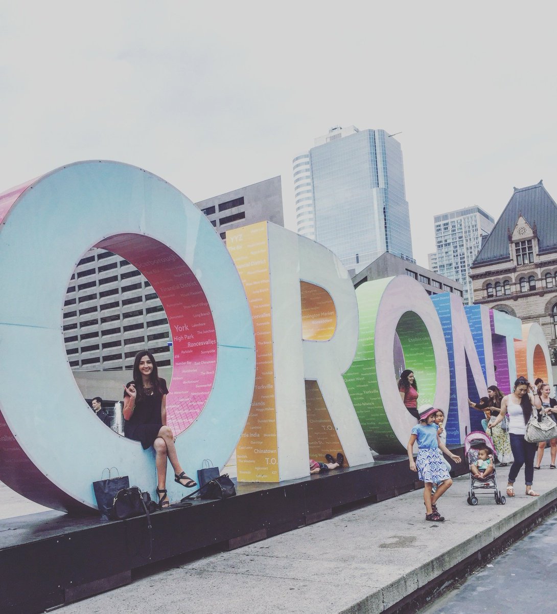 I think it's fair to say our sister Tannaz left her heart in the 6 👌 #Toronto #Views #SigmaSummer #SigmasTravel