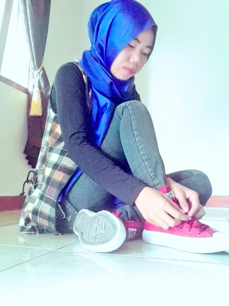 Anizasem10 tweet media