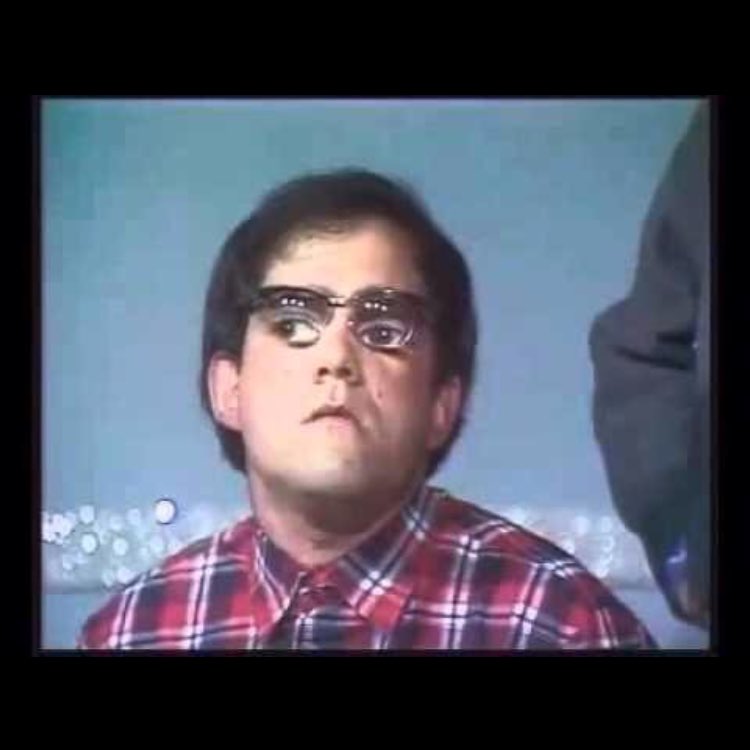 MickDpG's tweet image. Tomber par inadvertance sur le hashtag #savemarinajoyce et découvrir le dark/deep Twitter. J'suis comme ça