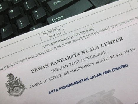 HypeMY's tweet photo. #DBKL is offering discounts on your #samans, so remember to pay up if you haven't! https://t.co/98TvIqQ6WM https://t.co/ZmYDnJkarC