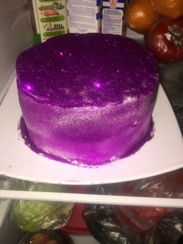 libra474's tweet image. этот торт красивее меня