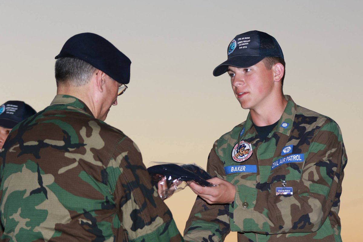 Berets have been presented! Each personally handed out by Maj Gen Joseph Vasquez <a href="/CivilAirPatrol/">Civil Air Patrol 🛩️</a> #NBB16