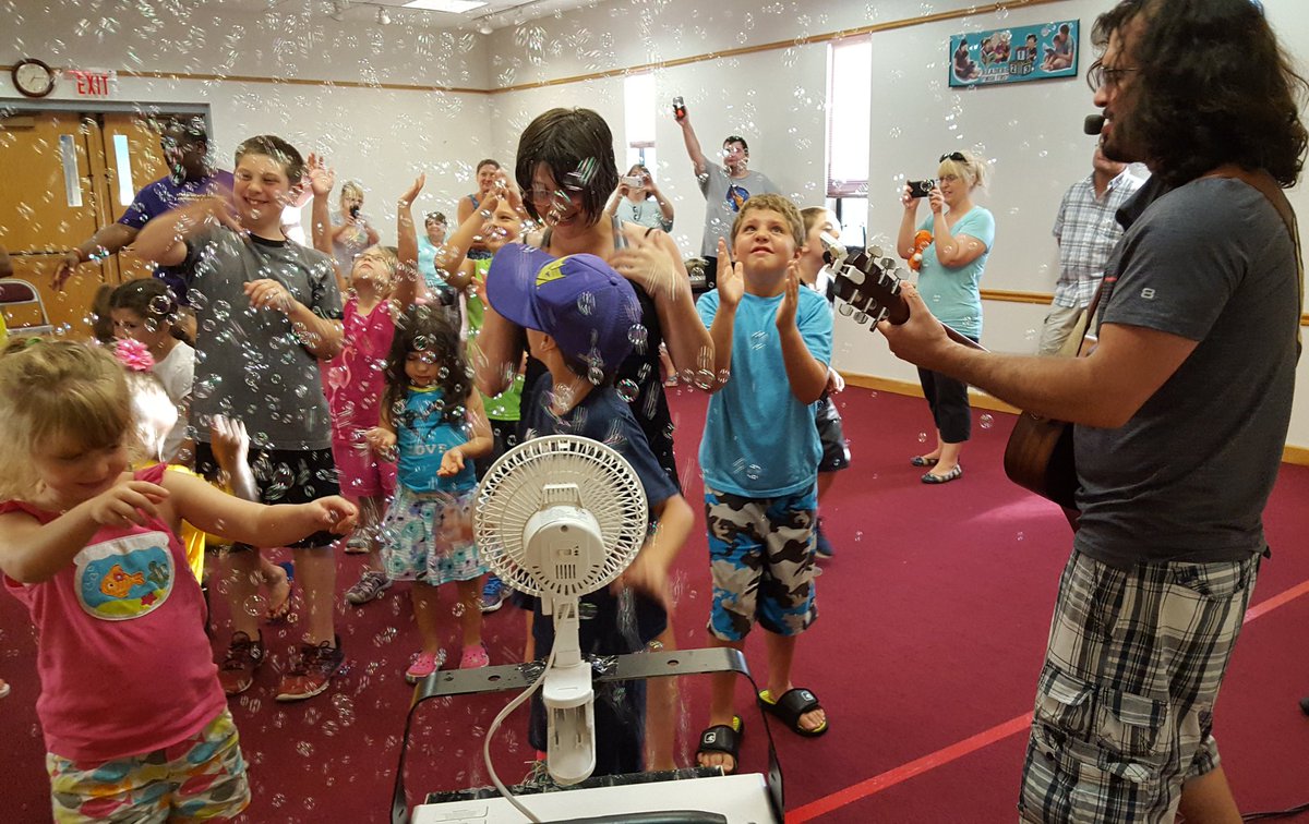 EGFAMILYMUSIC's tweet photo. We had such a blast in Schenectady @SCPL_NY today! So nice to interact with so many wonderful families! Thank you! https://t.co/0aYUiQwCEs