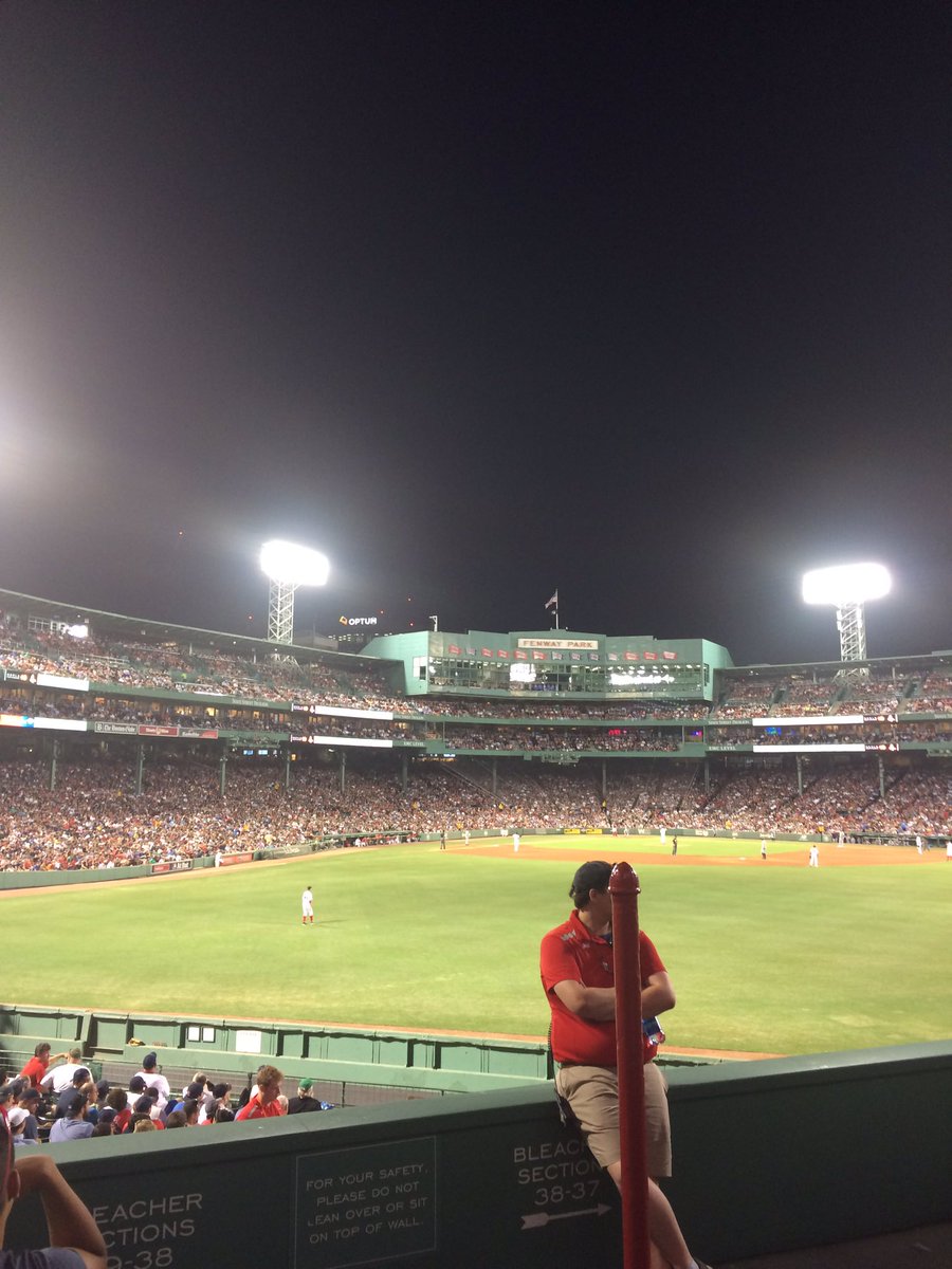 evfe15's tweet photo. Fenway Park was so sweet⚾️⚾️ https://t.co/6YxrDewqCn