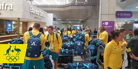 The <a href="/Aussie7s/">Australia Sevens</a> were part of the green &amp; gold brigade that overtook the Rio airport today!

bit.ly/RioArrival