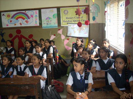 colabagas_bpcl's tweet photo. imparting safe practices to handle LPG to school children at Colaba. #feelingwonderful #sociallife #bpcl #Mumbailpg https://t.co/KegPrN2FYt