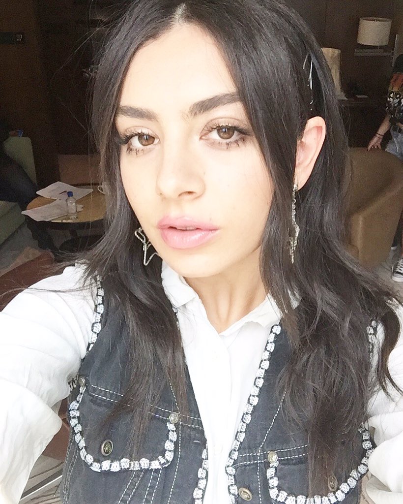 Charli on Twitter: &ldquo;🇨🇳💕 shanghai 💕🇨🇳 https://t.co/WAUCHTQ75x&rdquo; / Twitter