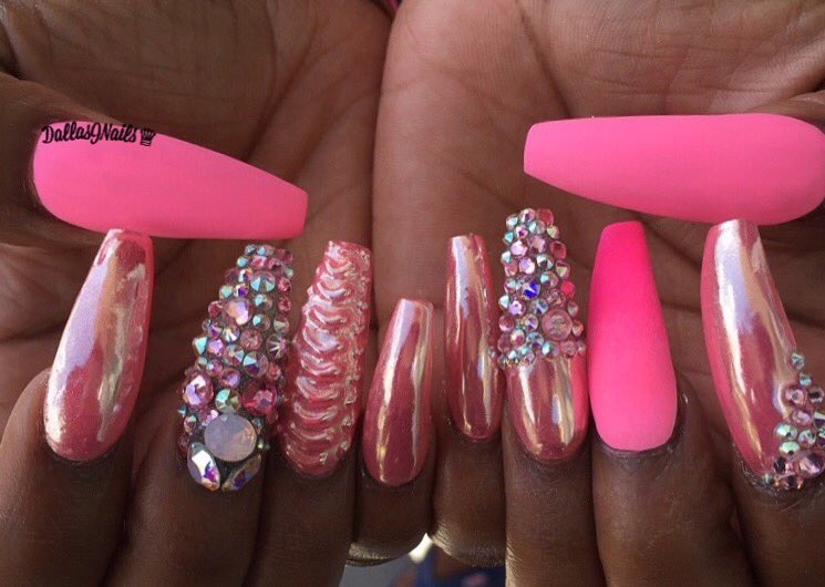 DallasJNails's tweet photo. I'm just going to start posting nails again! 💅🏿💖 #dallasjnails https://t.co/sWsE8a5ms5