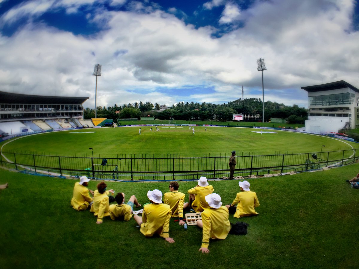 cricketcomau's tweet photo. Cracking spot to sit back and enjoy this partnership #SLvAUS https://t.co/8g5Zwkp1Cu