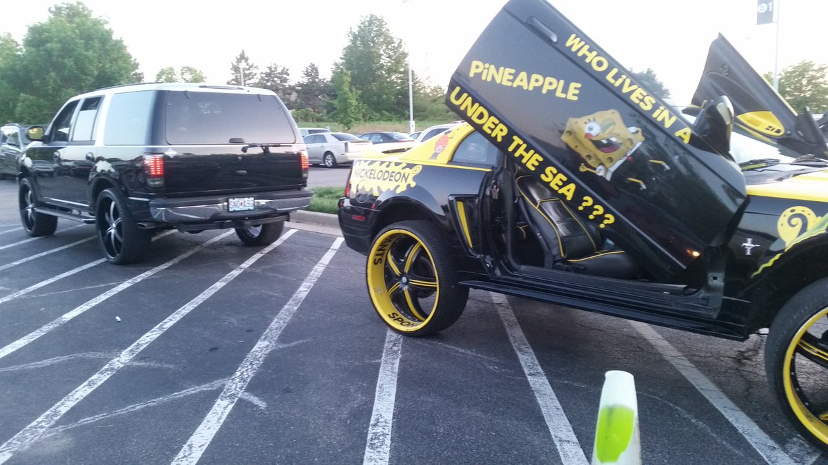 CheckKc's tweet image. 100 grand in the garage yea life sucks @doughboygetting