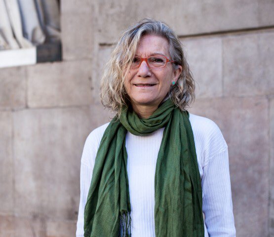 Carta d'<a href="/MJLecha/">María José Lecha</a> a <a href="/AdaColau/">Ada Colau 💜🌈🔻</a>. Sobre l'homenatge a les persones mortes a la Mediterrània.
vilaweb.cat/noticies/respo…