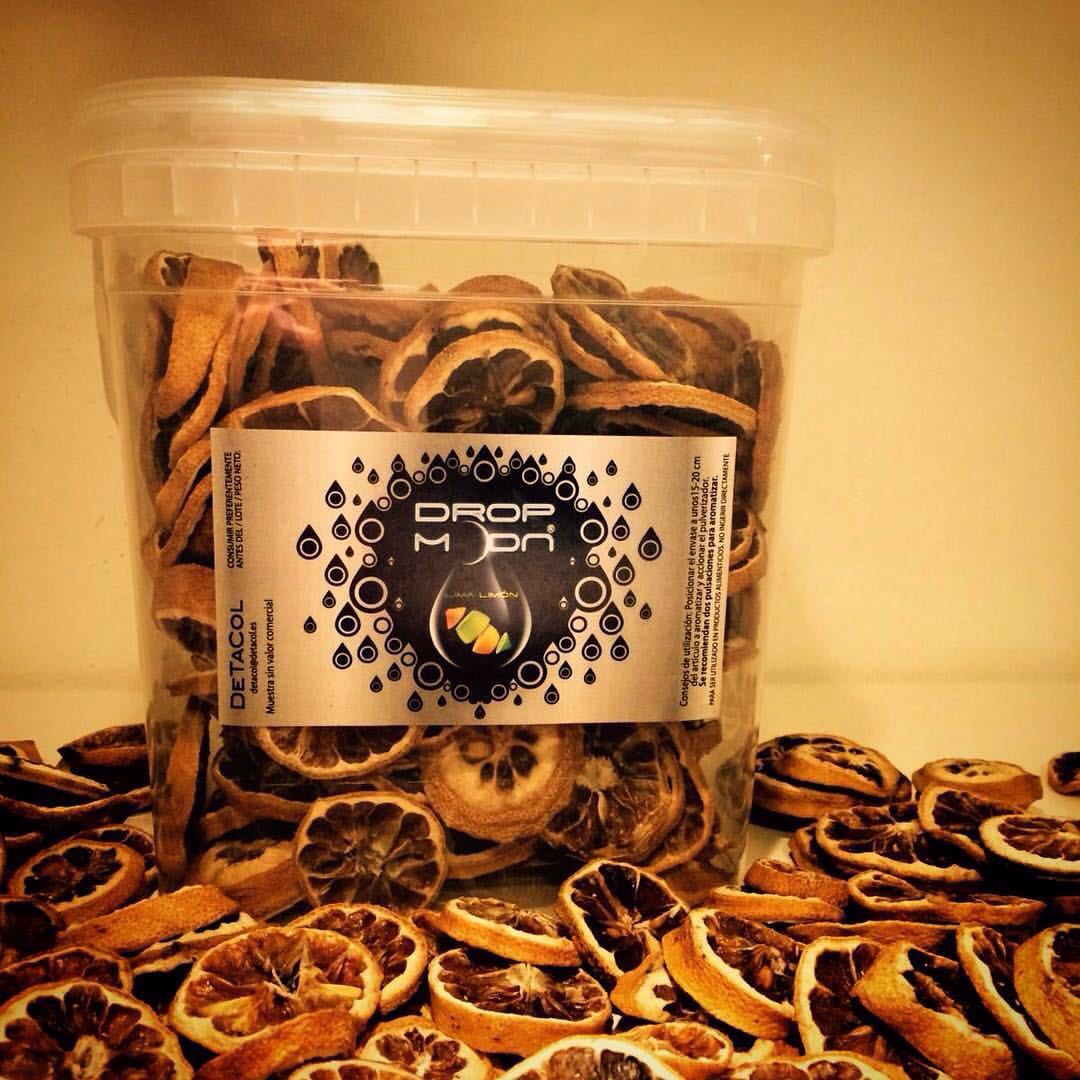 Disponible cítricos deshidratdos! #naranja #limón.
Aliado perfecto, aromatiza y potencia el sabor de tu copa!!