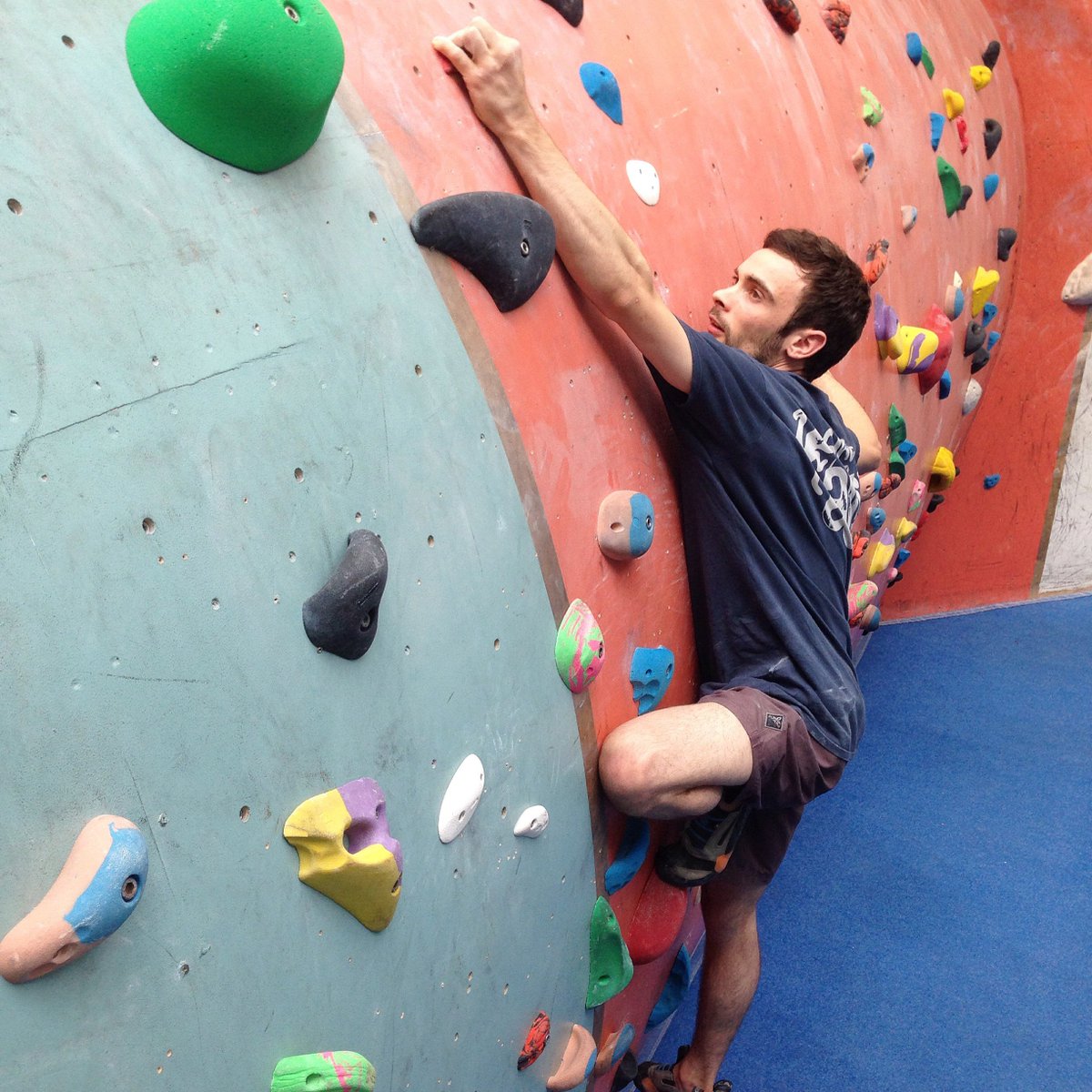 archclimbing's tweet photo. 44 new climbs on the Island &amp; Top Out at #archclimbing #buildingone to try... bring your biceps for this Red No. 3! https://t.co/mpyNUj8yUm