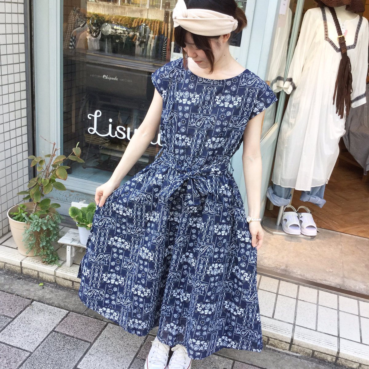 Lisululu Auf Twitter たった今 Merlot のお洋服たくさん入荷いたしました 空中ブランコワンピースや 人気の ブルーベリーワンピース再入荷しております バンダナ柄も今年らしい1点ですよ