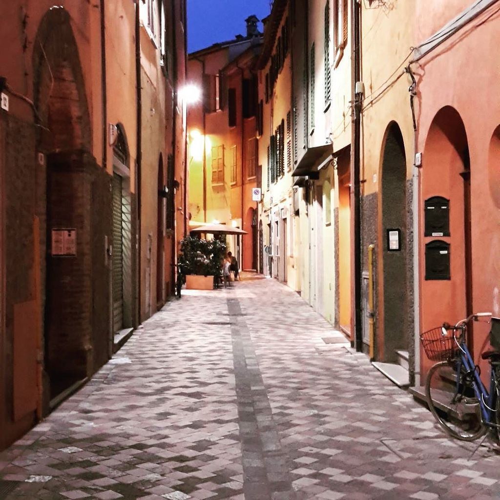 In the still of the night! #cesena #romagna #emiliaromagna #music #beautiful #town #urban #exploreitaly #tourism #i…