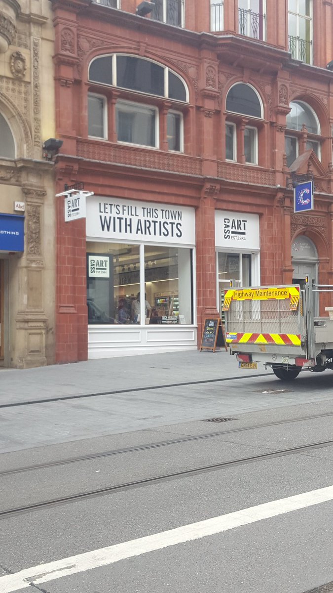 beatfreeks's tweet photo. Spotted in Bham City Centre. Who agrees? https://t.co/xkNnGGz9fn