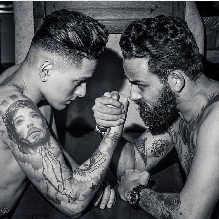 Apothecary87's tweet photo. Who do you think won?Bearded or clean shaven, we've a product to keep you all looking your best! #TheManClub #Apoth… https://t.co/DcvKb08pDH