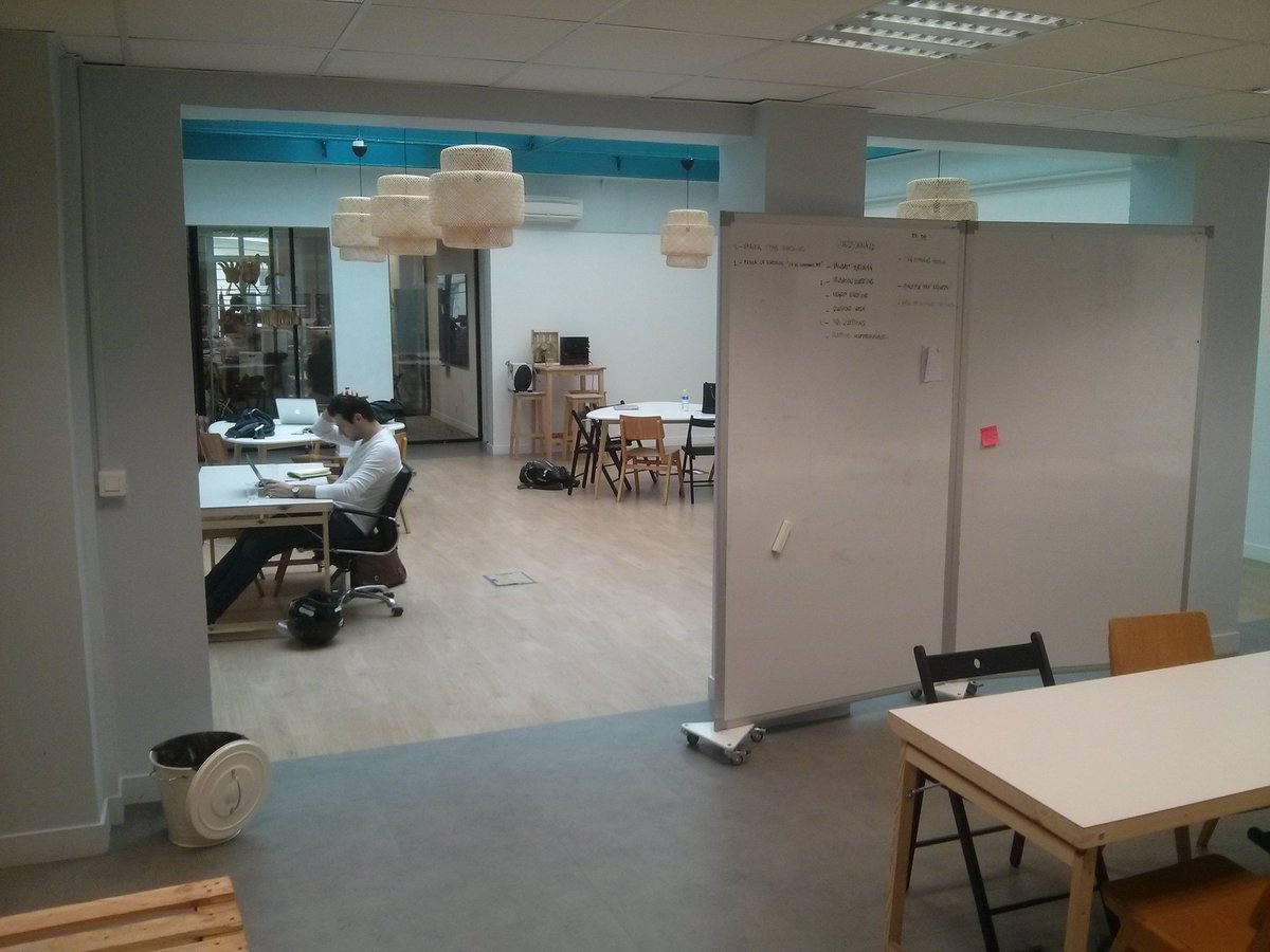 neocamino's tweet image. De passage chez @TheSchooLab - on a hâte de revenir pour des #webdays au top 😀
