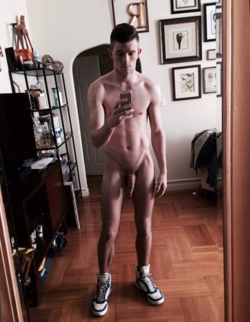 selfiestuds's tweet photo. https://t.co/pA8Ofk95d4 https://t.co/QXXmS4OKdO