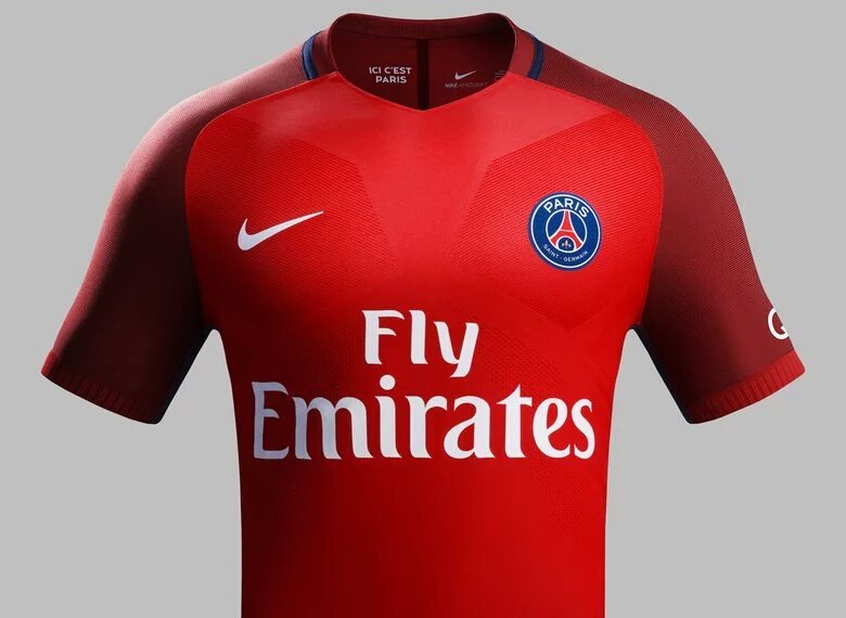 NVPORTUGAL's tweet photo. Pouvons-nous dire que le nouveau maillot du PSG est un clin d'œil à celui du Portugal ? https://t.co/F14c1ULpgO