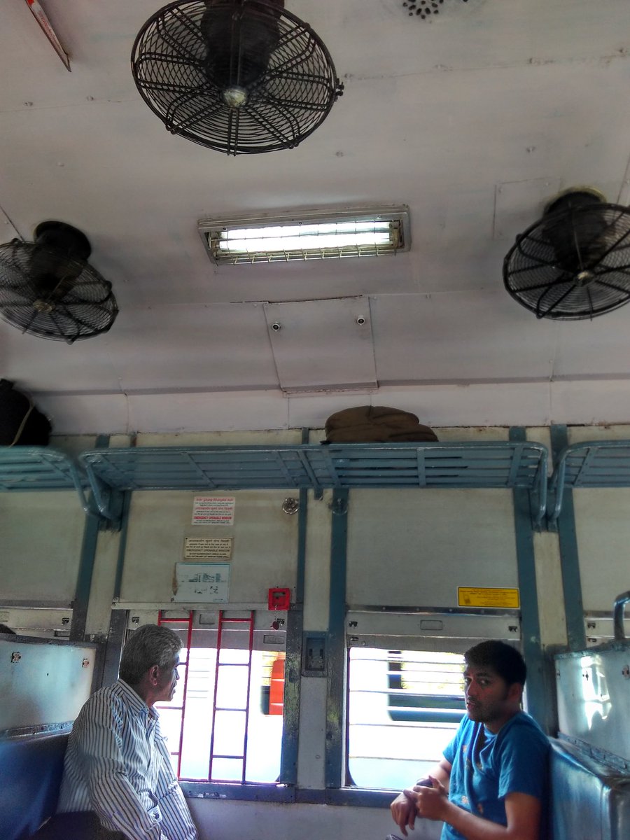 avinash_bm's tweet photo. @RailMinIndia electricity waste in train no-16557 lites running during day time. No manual cntrol @Nareshbhat07 1/2 https://t.co/eXcg5GznoZ