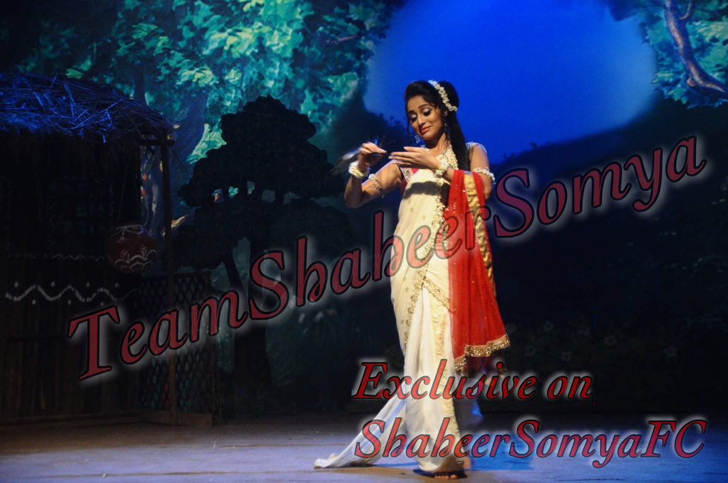 ShaheerSomyaFC's tweet photo. #New PIC ~ Our Rapunzel @saumya_seth as Shakuntala 😍 on @Ashoka_Colors @ColorsTV #SomyaAsKaurwaki https://t.co/I4jpIKkxBP
