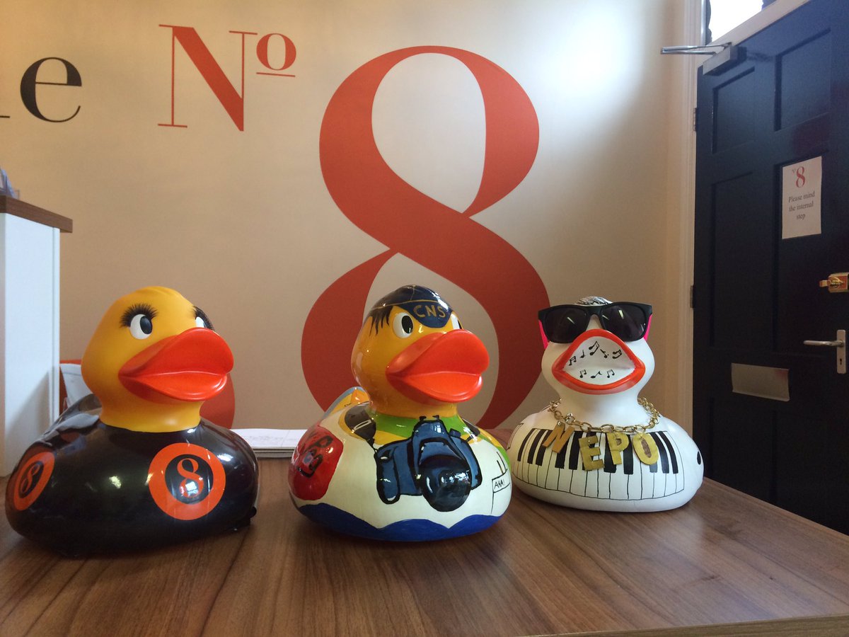 h8chi_duck's tweet photo. Great morning with @JayPegDuck  &amp; @NEPO_Duck ! We have been watching the world go by out of the window! https://t.co/Zrklnx8Cm2