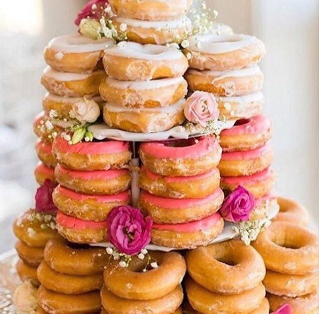 lifestylings's tweet photo. Cool #doughnut #style #wedding #cake. #PrivateDiary #celebration https://t.co/zMRiC2oOFA