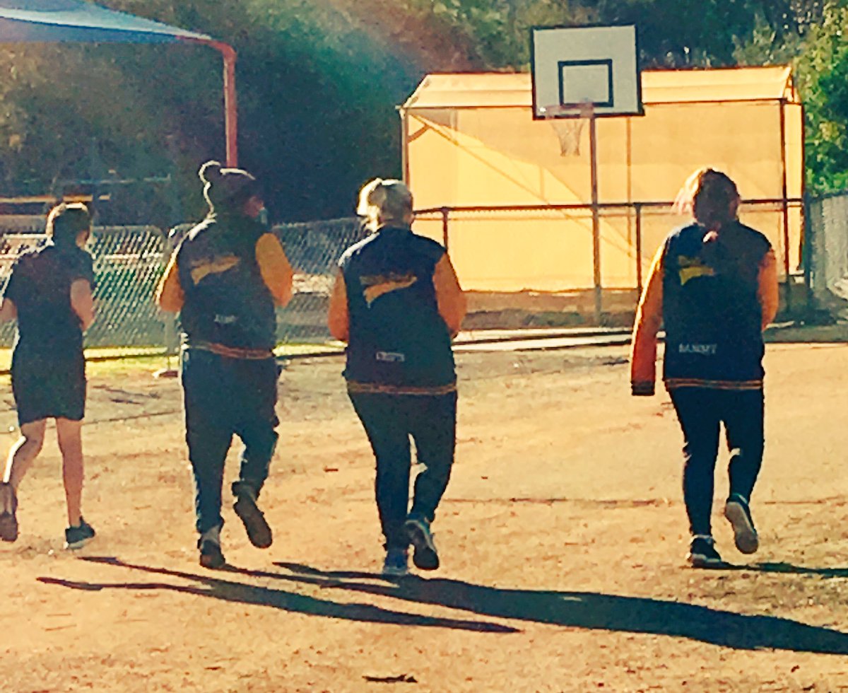 crofts_emma's tweet image. Really enjoying running every morning with my students!  #EWENWA #crosscountrytraining #leadbyexample #walkthewalk