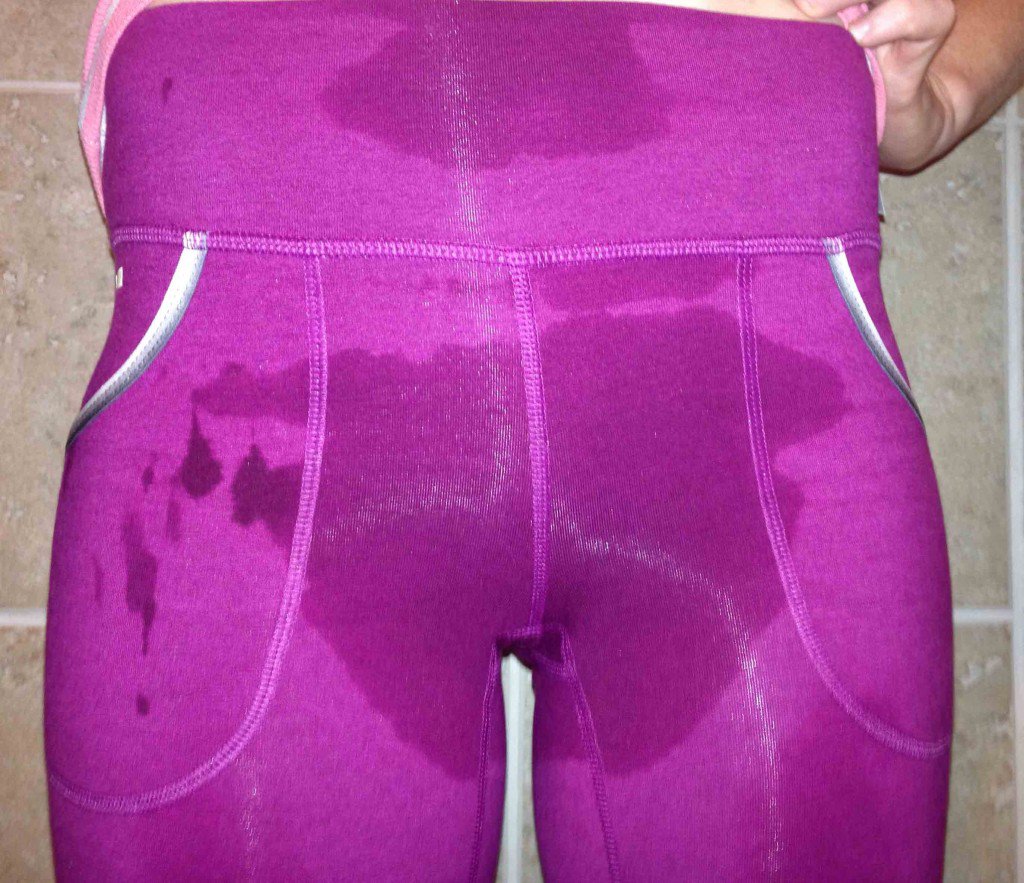 Erika Sweaty Pants on X: OMG!! This chipotle is soooooo hot my vag is  sweating  / X