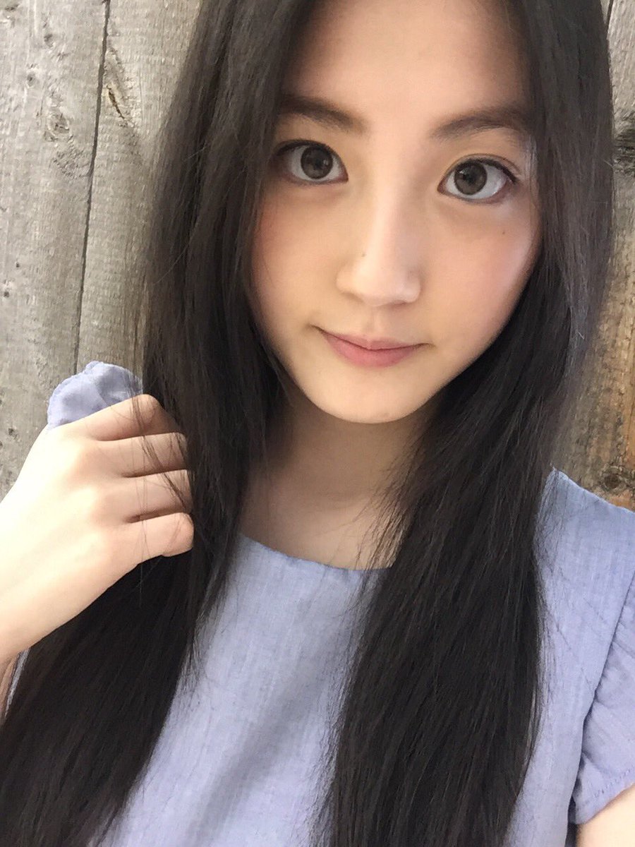 O Xrhsths 雛吉 桃世 活動休止中 Sto Twitter 雛桃です 今日はメイク顔 たまにはこんなのどうですか